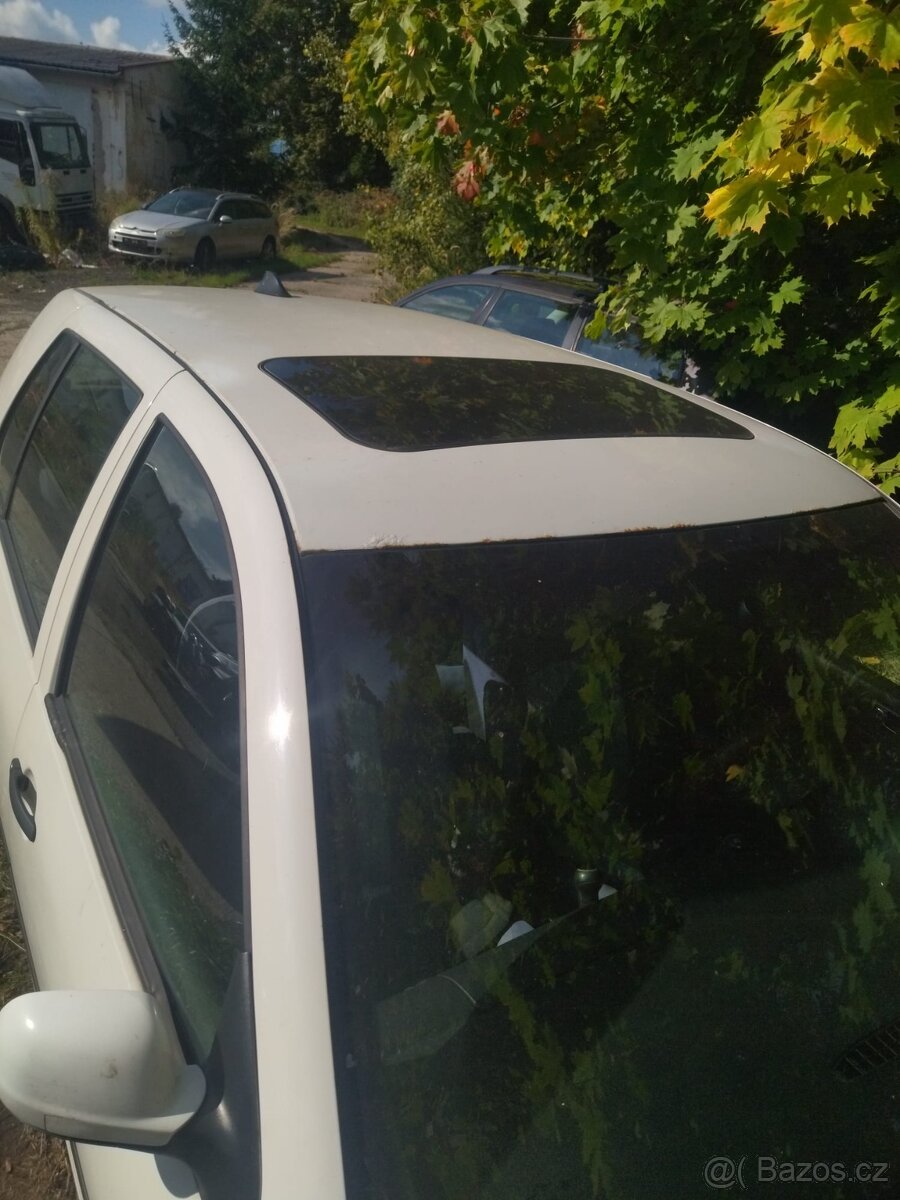 golf 4 na opravu - 2