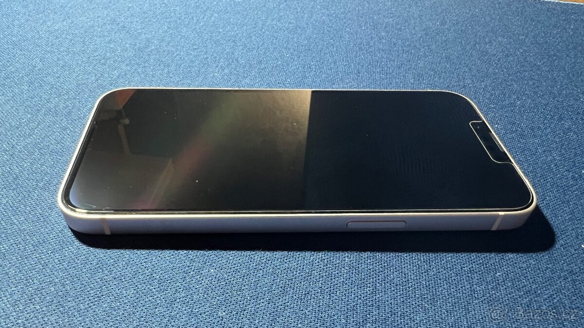 Apple iPhone 13 růžový - 2