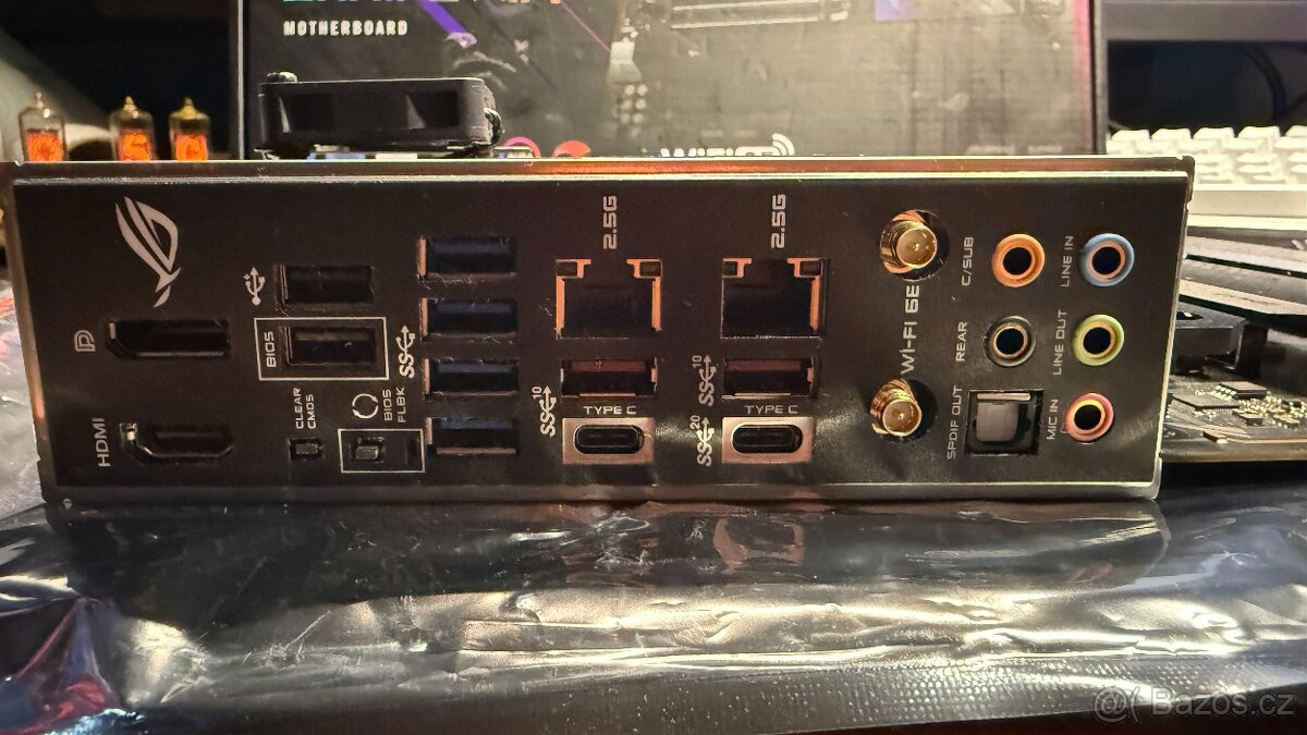 ASUS ROG STRIX Z590-E GAMING WIFI - 2