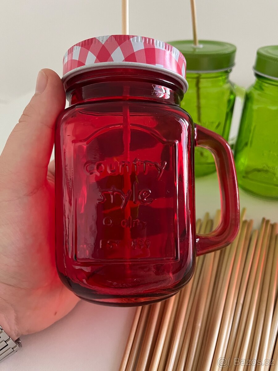 Sklenice s brčky - 2