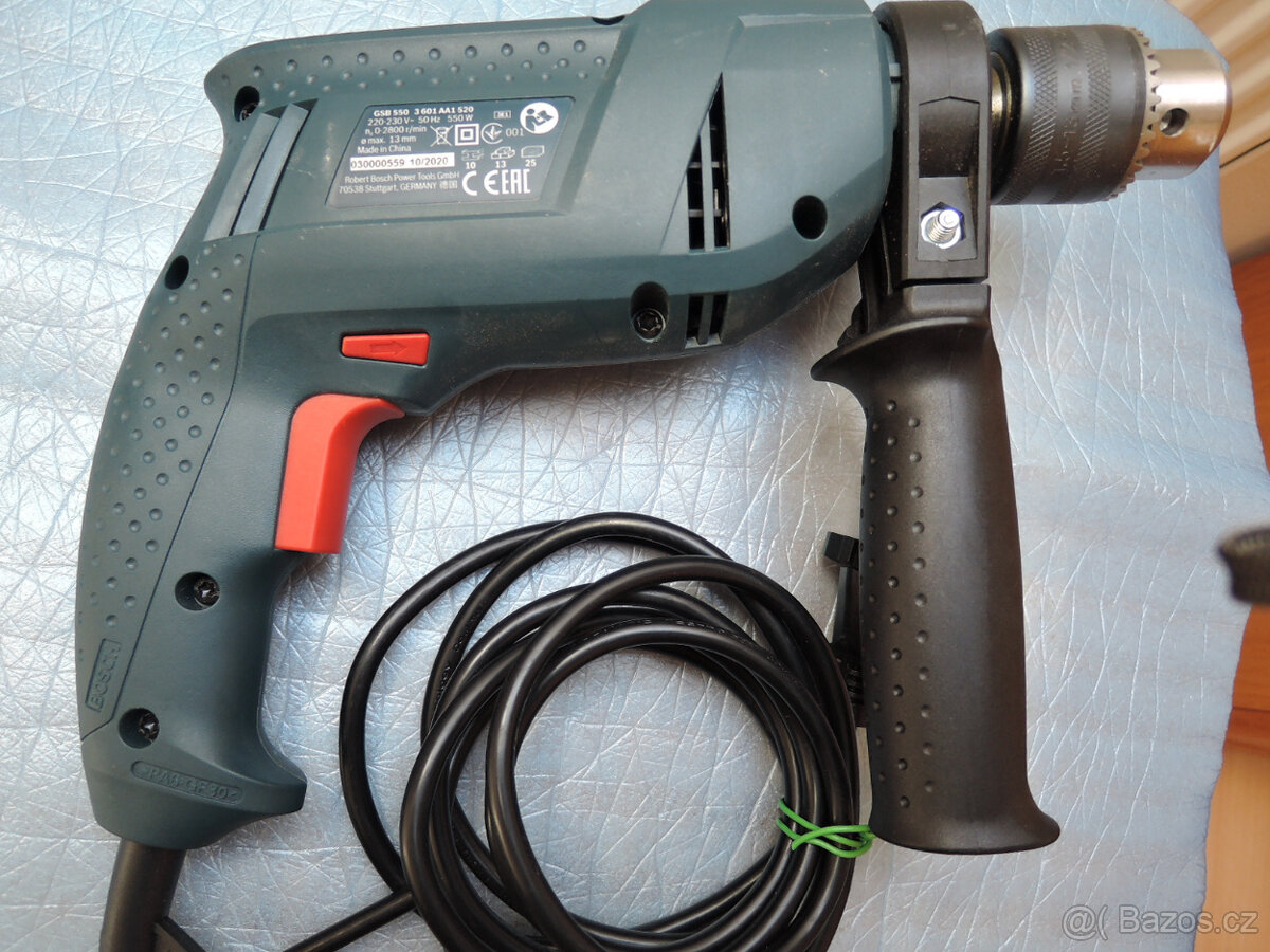Profi vrtačka Bosh GSB 550+kufřík. - 2