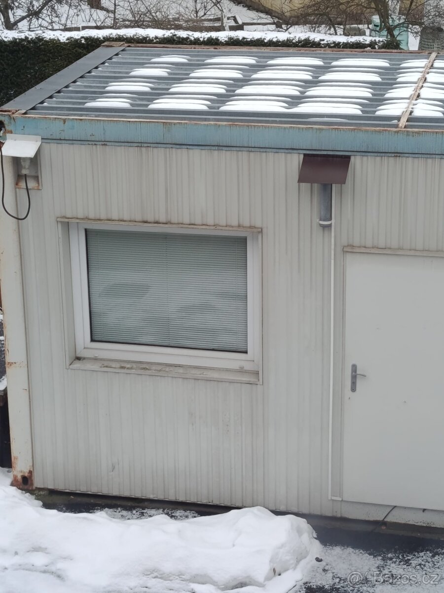 Prodám mobilní domek, buňku - 2