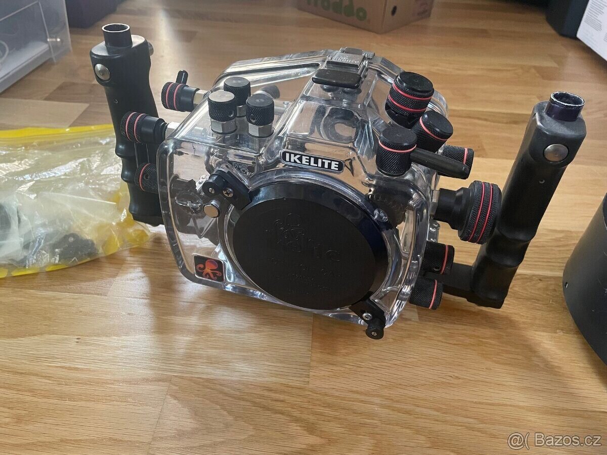 Nikon D300 včetně Ikelite podvodního pouzdra - 2