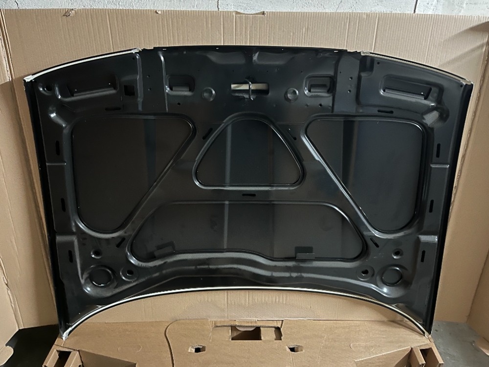 Škoda Octavia I nová originální kapota - 2