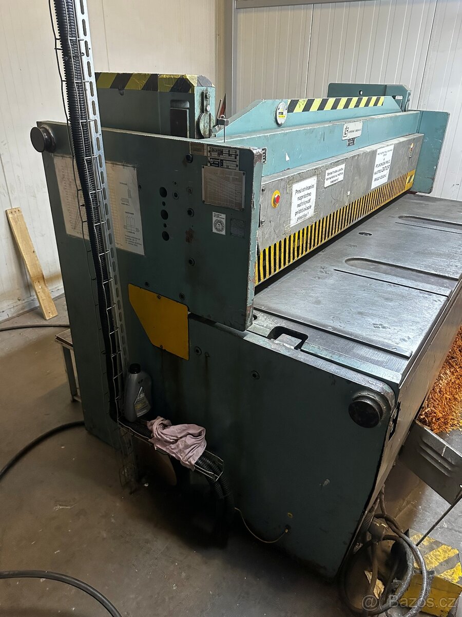 Tabuľové nožnice NTE 2000/6,3 - 2