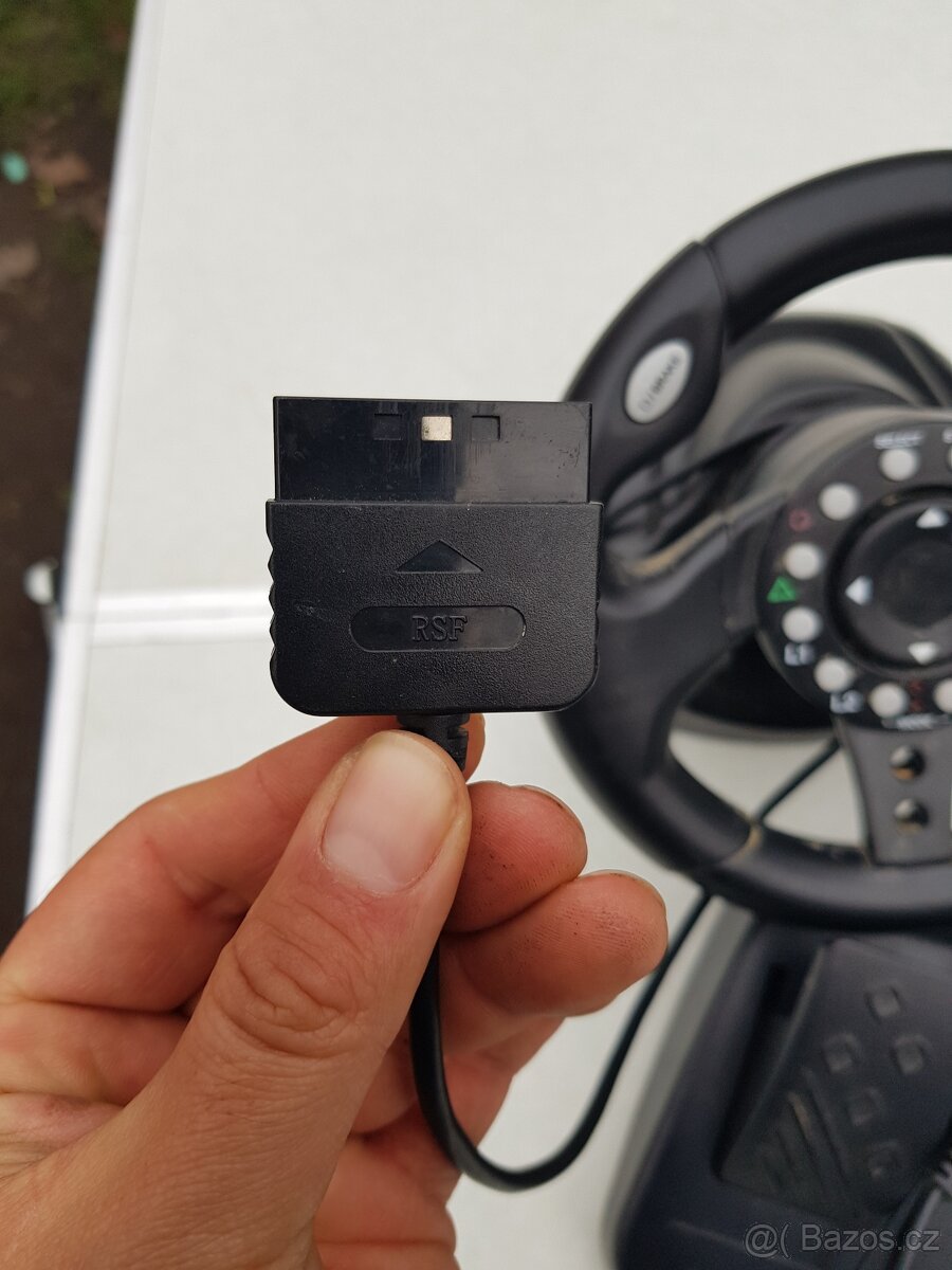 Volant a pedaly na Playstation 2 - 2