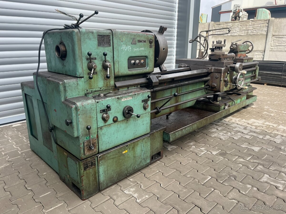 Soustruh hrotový SN55/2000 - 2