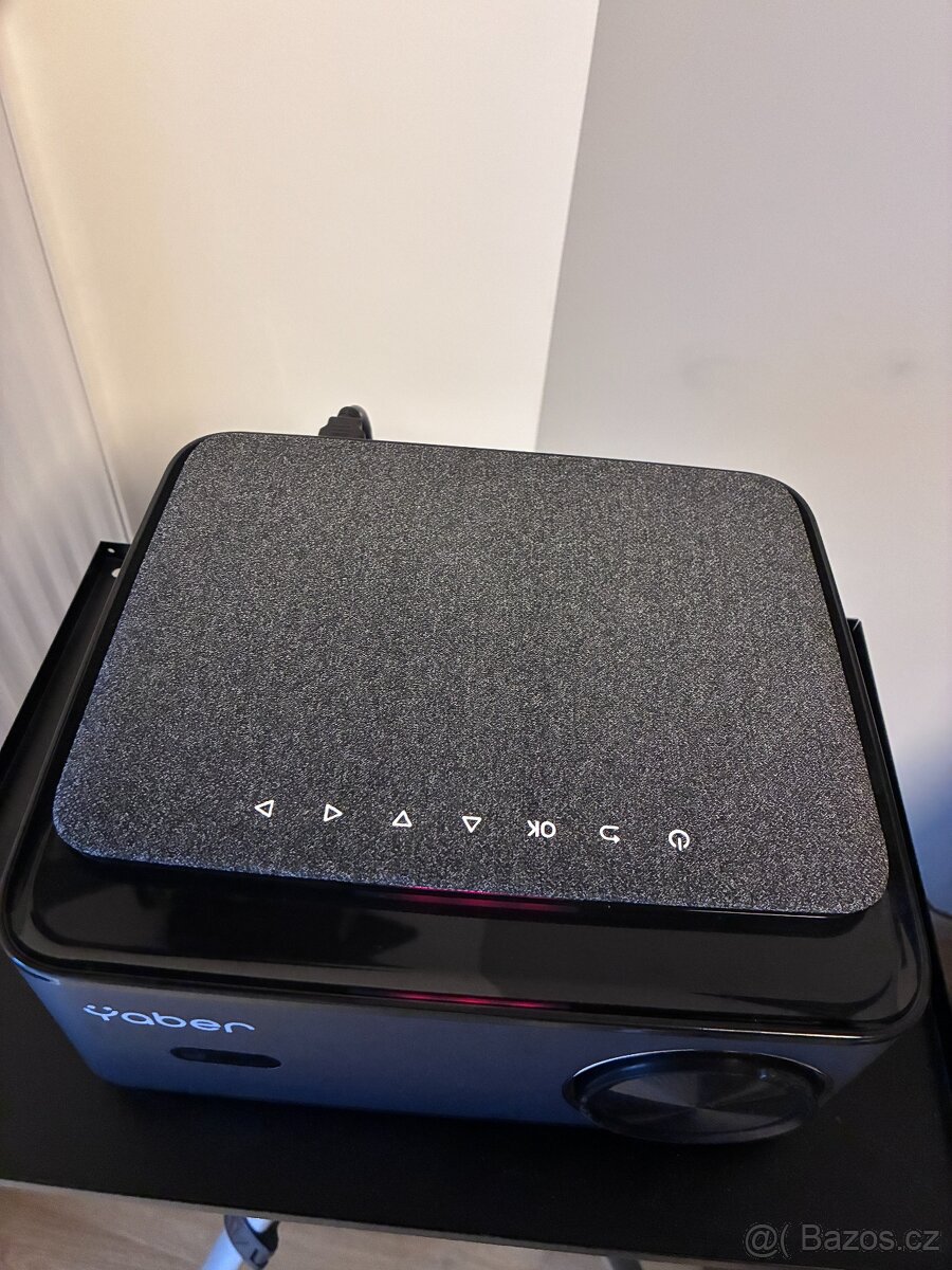 Yaber Pro U6+ projektor - 2