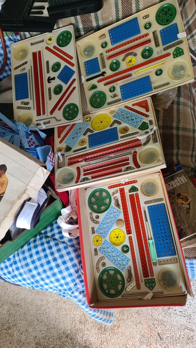 Dvě stavebnice MERKUR - 2