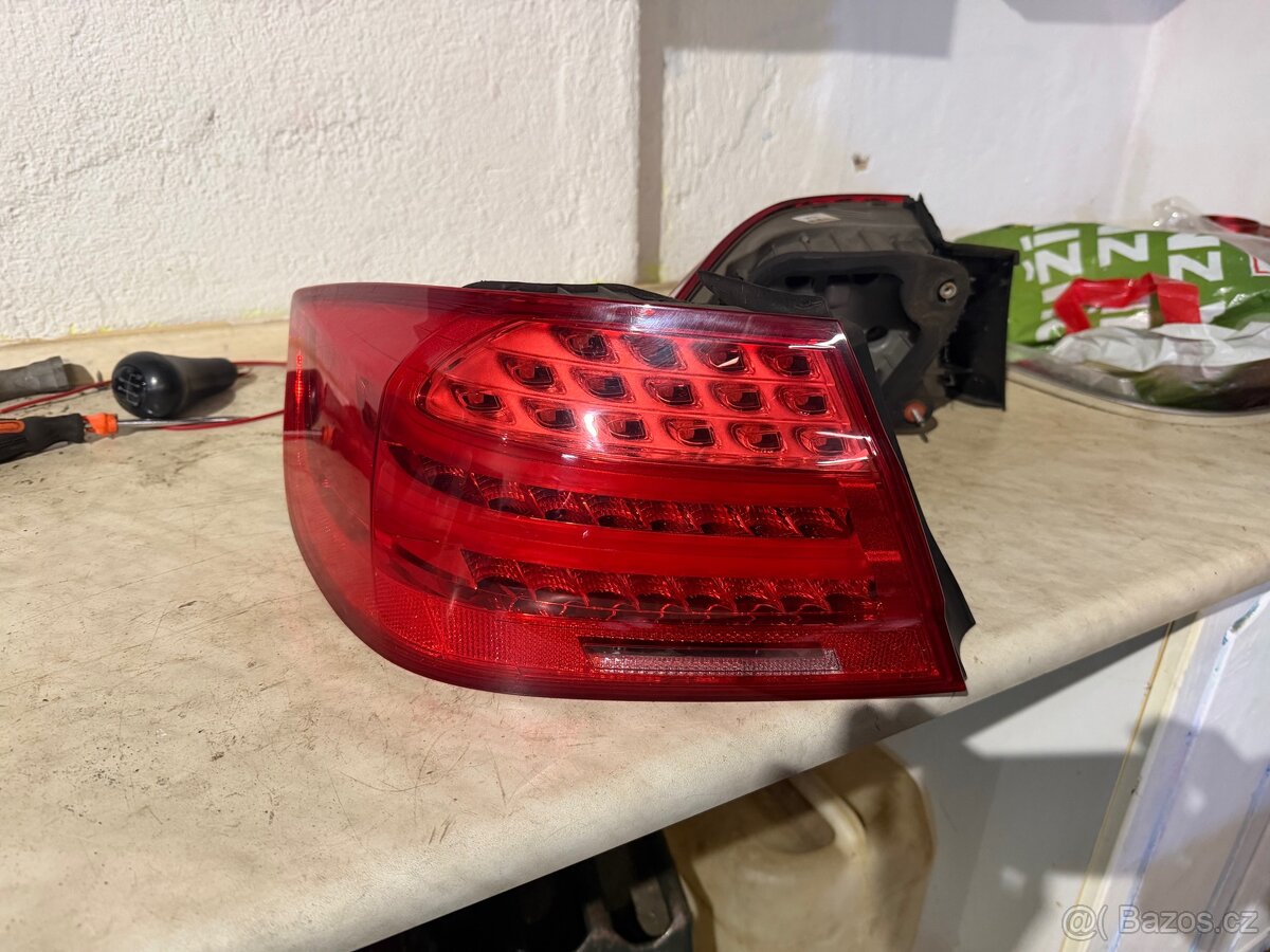 BMW e92 zadní LCI světla - 2