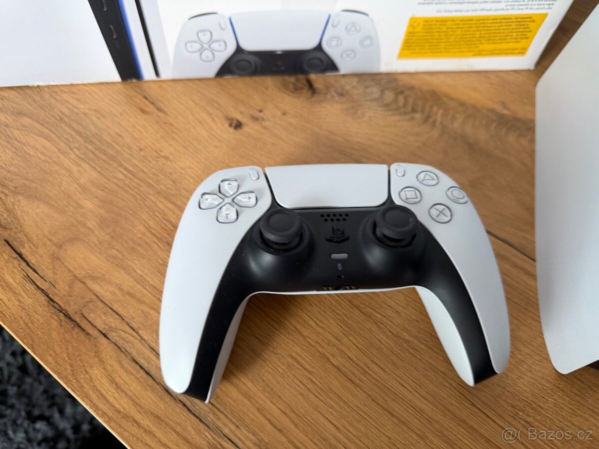 PlayStation 5 slim s mechanikou - 2