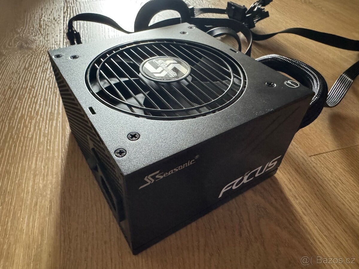 Prodám zdroj 750 w - 2