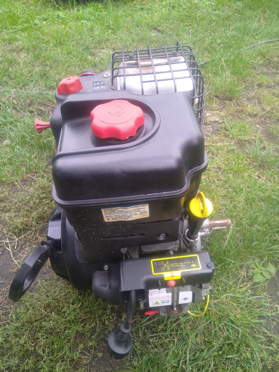 Motor Brigss Stratton - 2