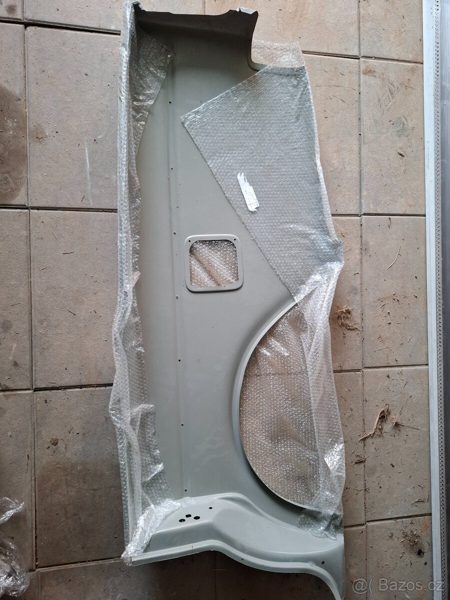 Blatník nový pravý Volvo 244 1978 - 2