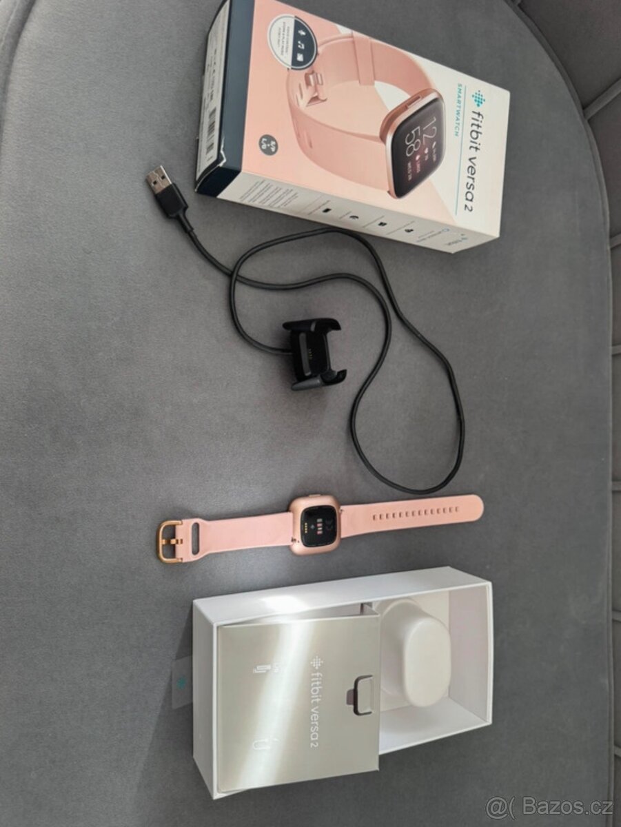 Fitbit Versa 2 Hodinky - 2