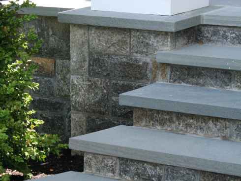 Obrubník, Blue Stone / modrý vápenec /, řezaný, broušený - 2