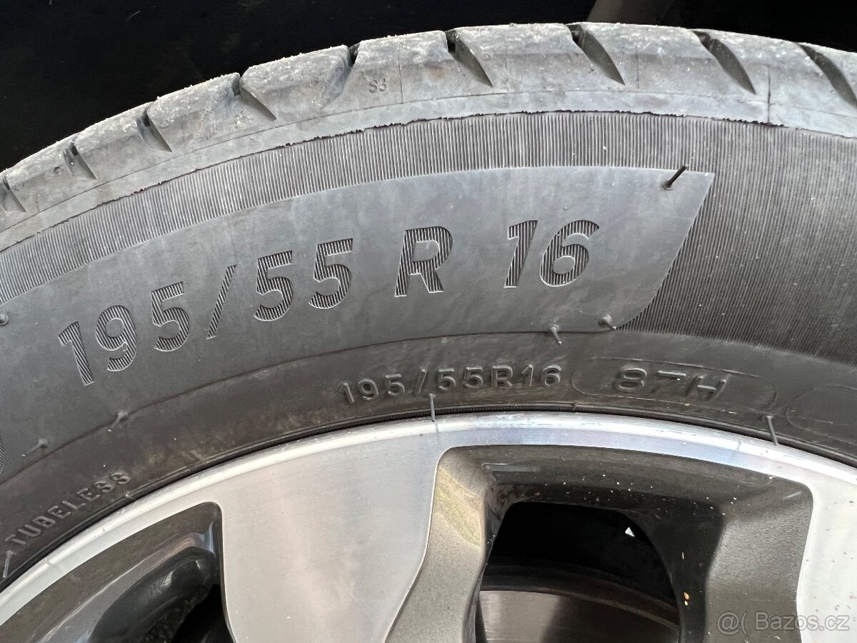 Michelin 195/55 R16 - 2