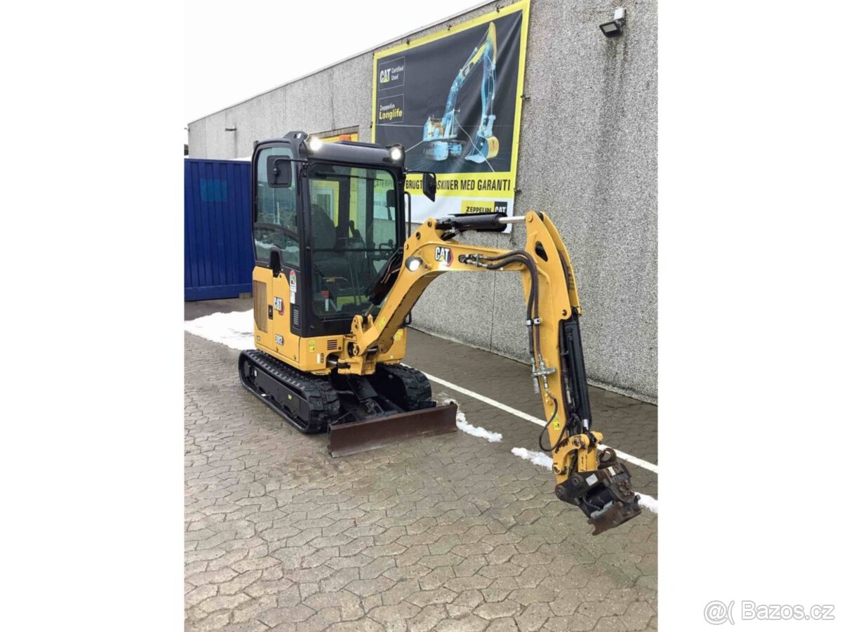 Minibagr CAT 302 CR - 2