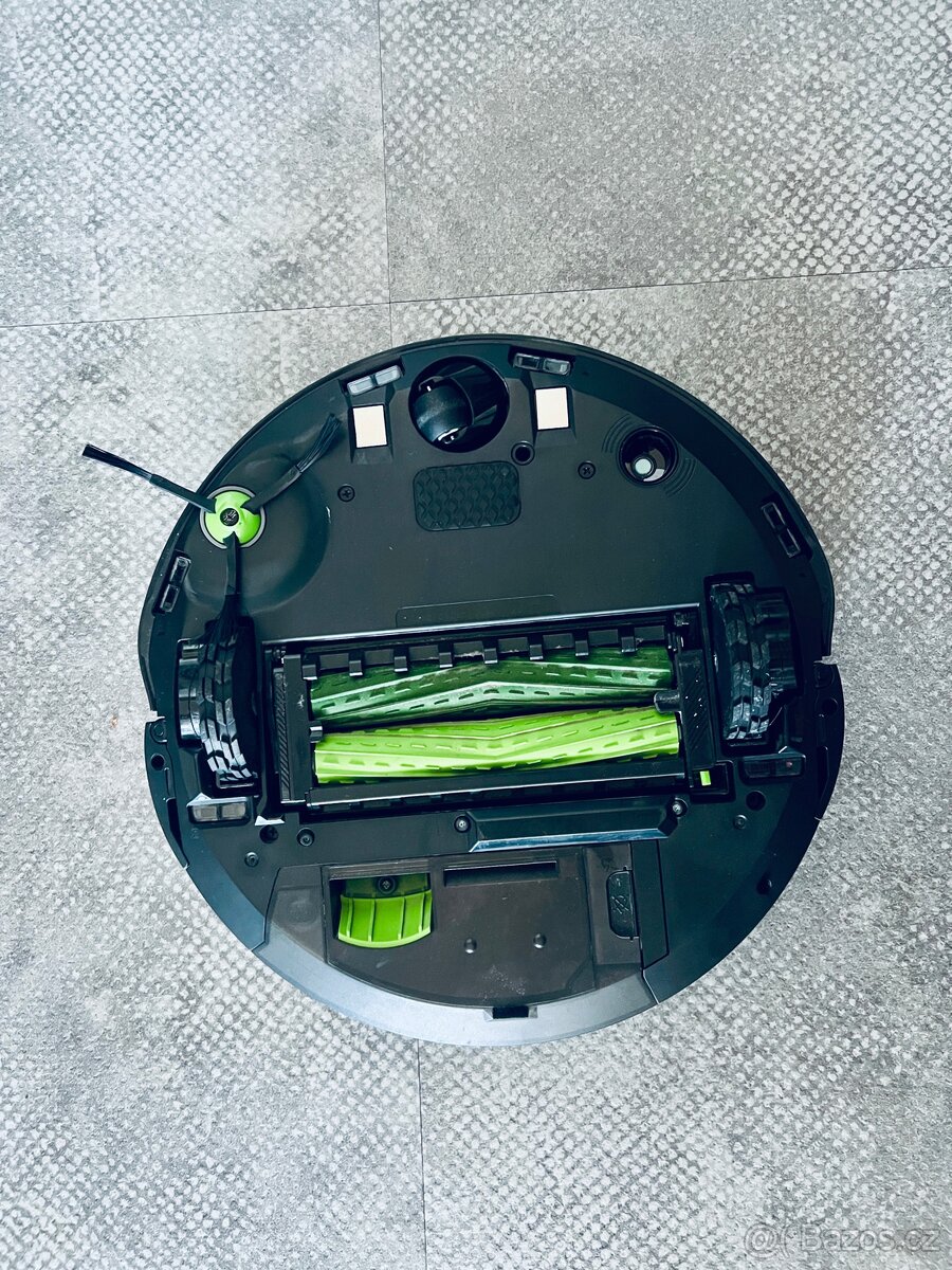 iRobot Roomba j7+ Combo - 2