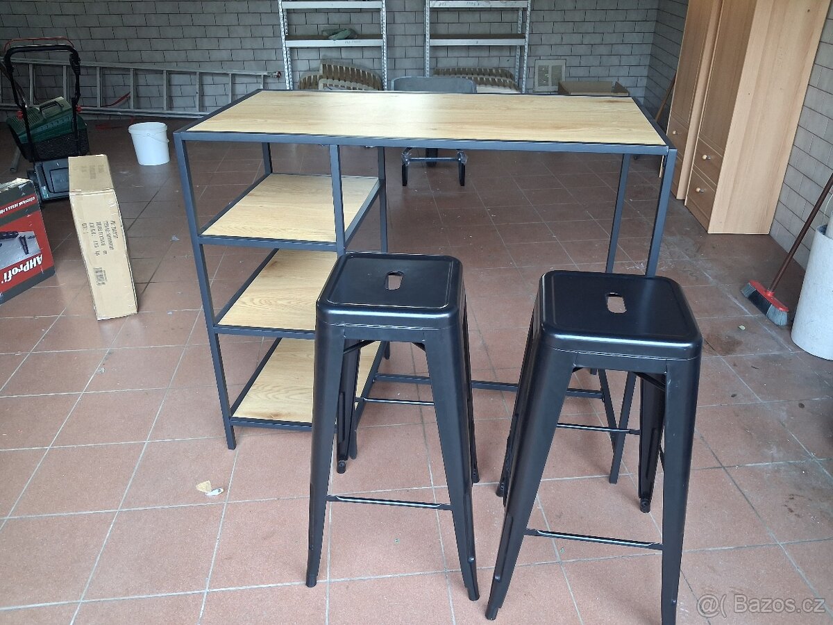 Prodám barový stůl + 2 židle - 2