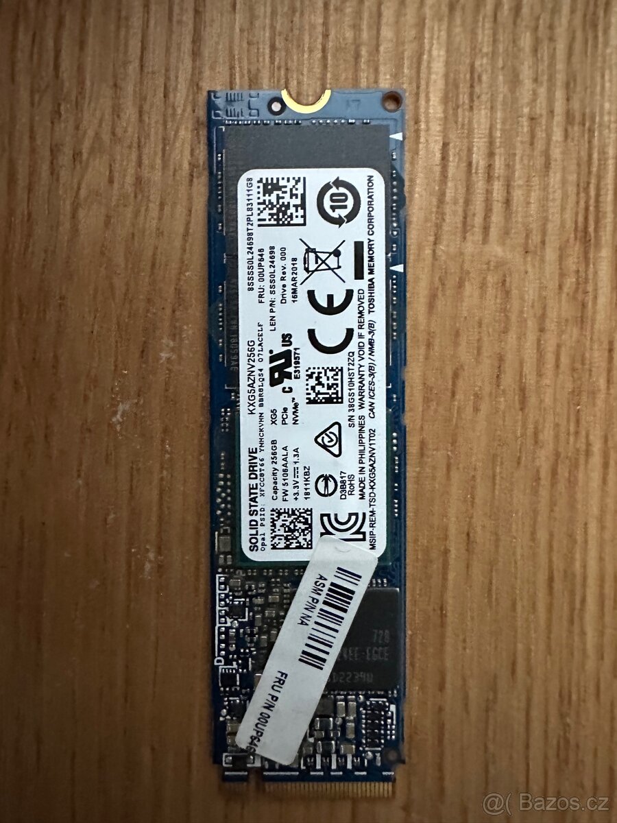 2x NVMe disky 256gb - 2
