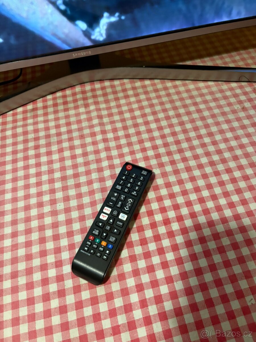 4K Smart Televize Samsung UE49KU6452 - 123 cm-Wifi - 2