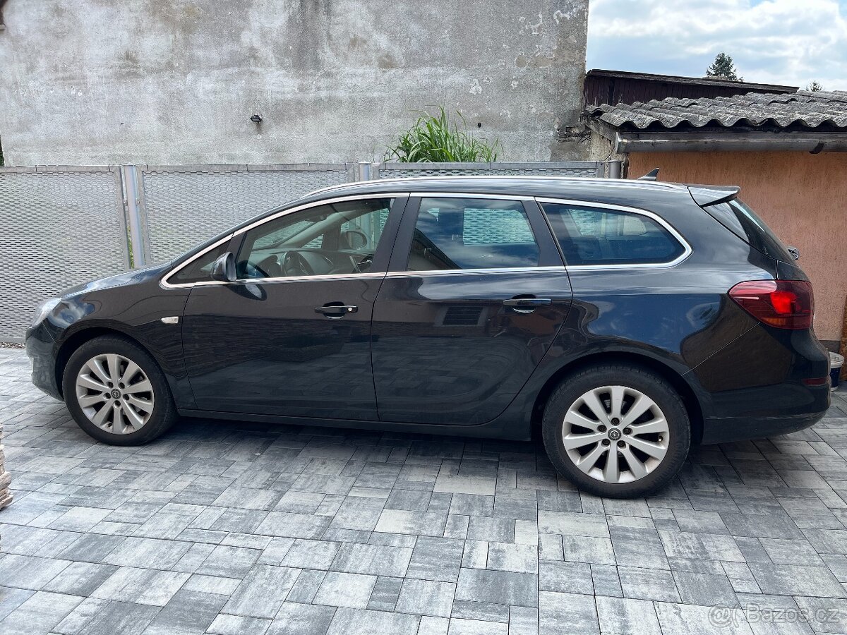 PRODÁM OPEL ASTRA KOMBI 1.7 CDTI - 2