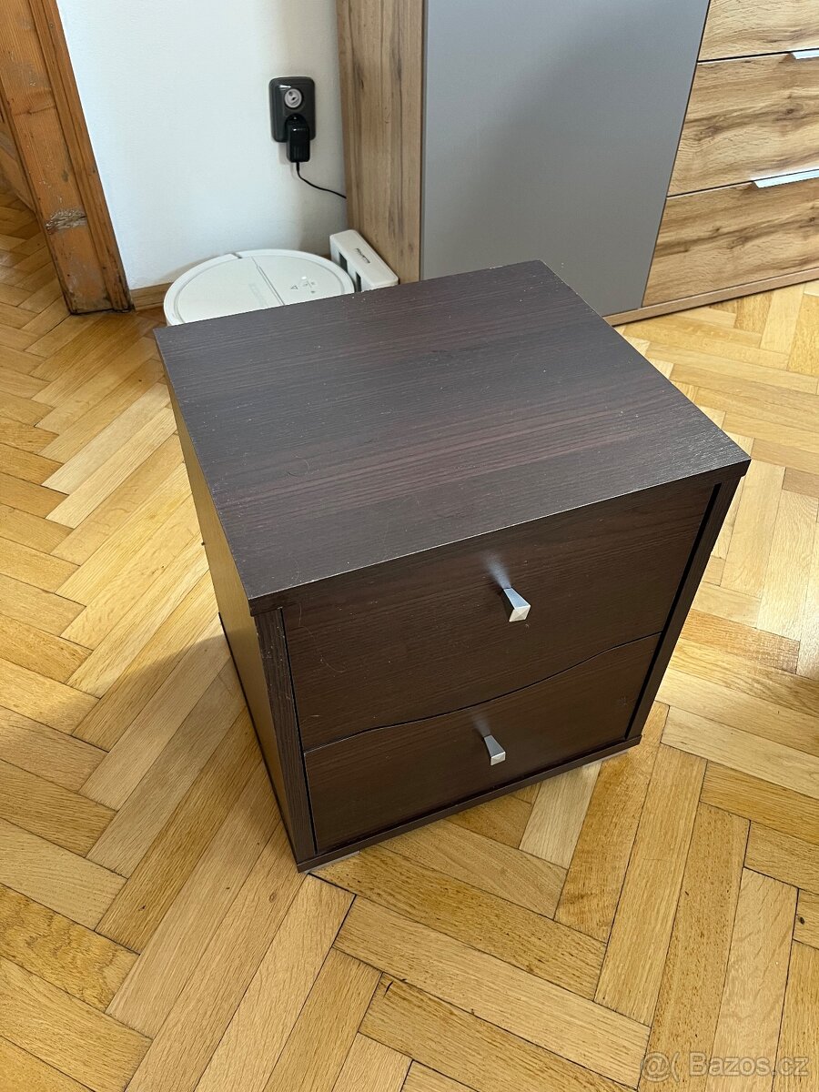 Noční stolky - 2