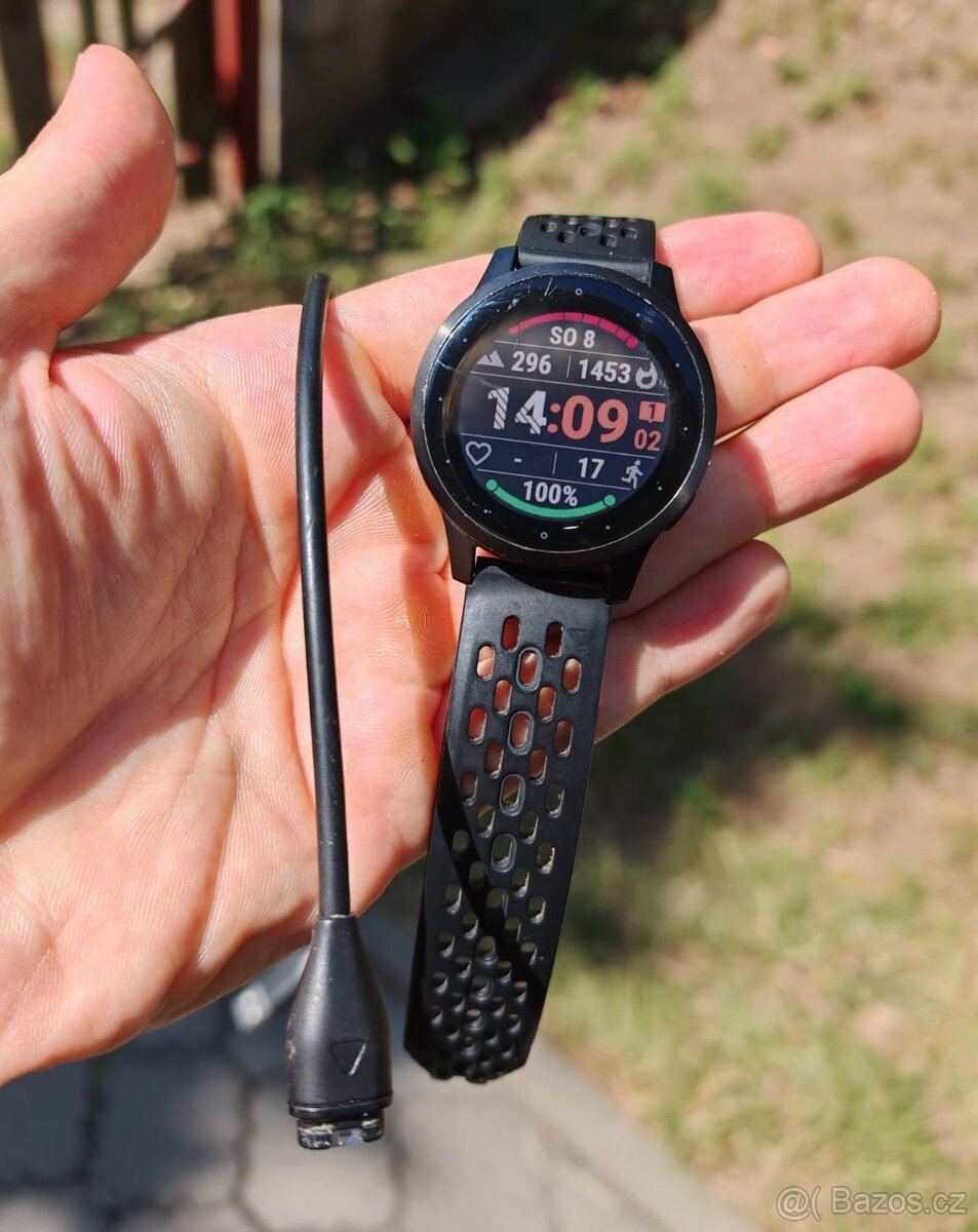 GARMIN VIVOACTIVE 4S - 2