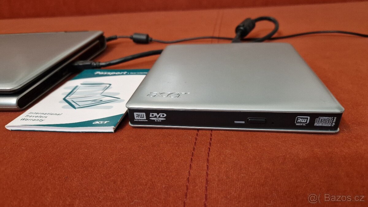 Historický notebook Acer TravelMate 3002 - 2