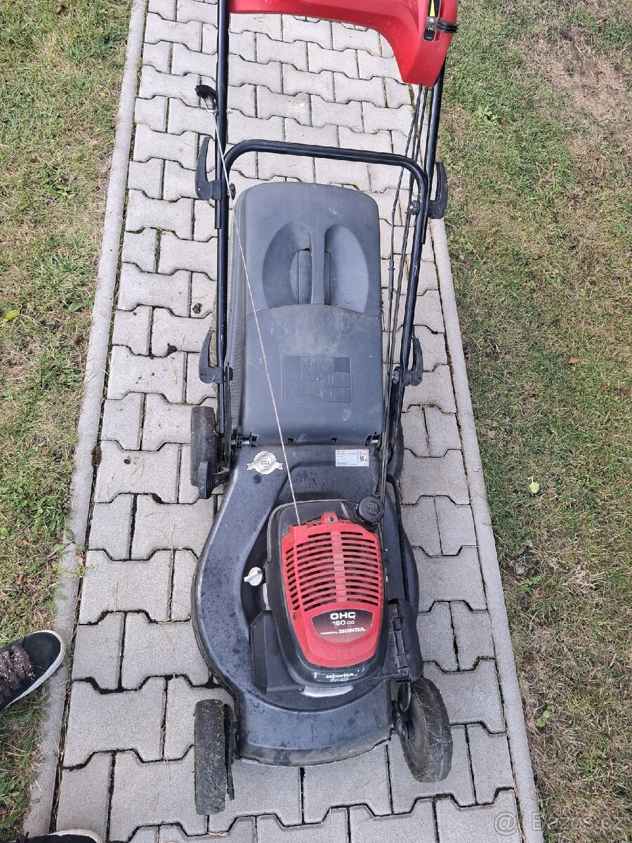 SEKAČKA S POJEZDEM HONDA - 2