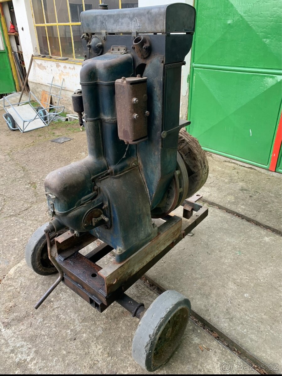 Stabilní motor L.C.Conord - 2