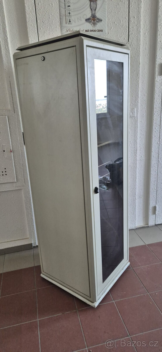 RACK 19" 38U + ventilace - 2