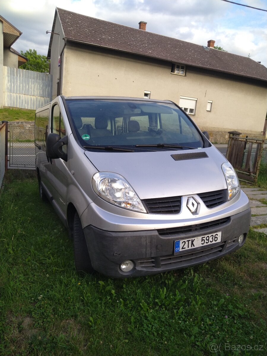 Renault Trafic 2 2.0dci 9 mist autobus - 2