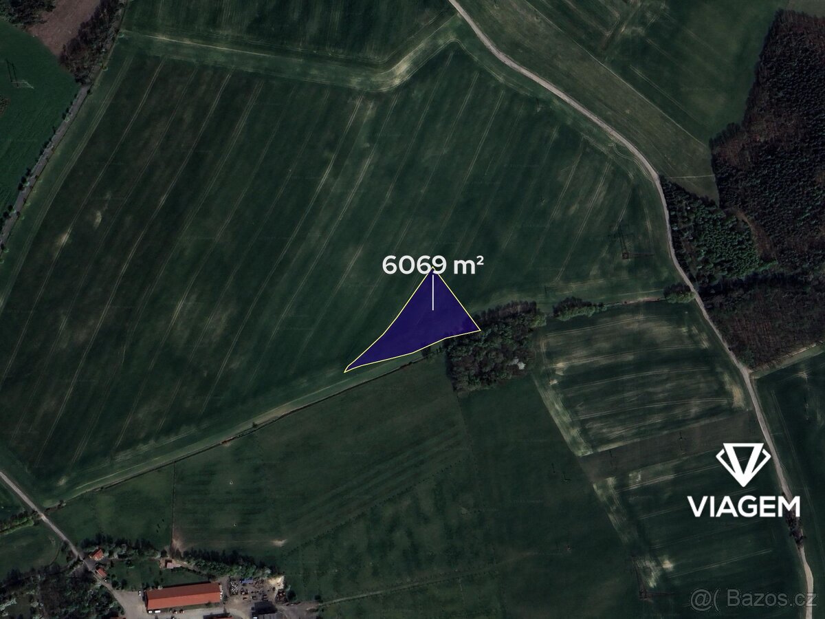 Pole 6 069 m², Podíl 50 % o výměře 3 035 m² - 2