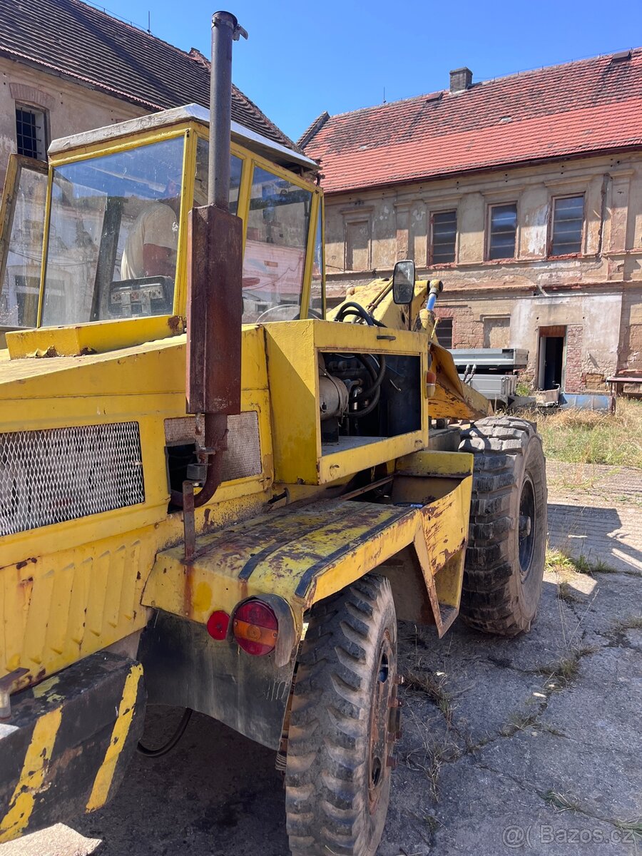 Čelní nakladač hon 051 motor Zetor 6911 - 2