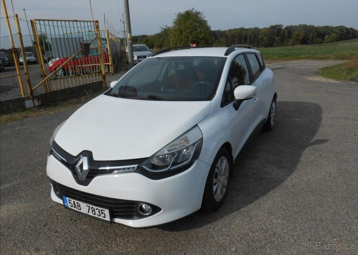 Renault Clio 1,2 54 kW CZ Serviska benzín - 2