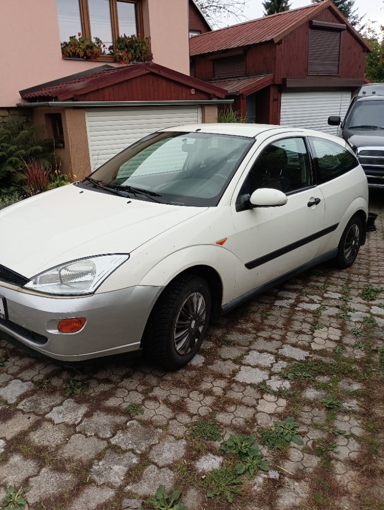 Ford Focus coupe mk1 - 2