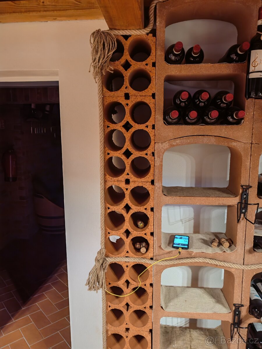 Regál na víno Standard červený - 2