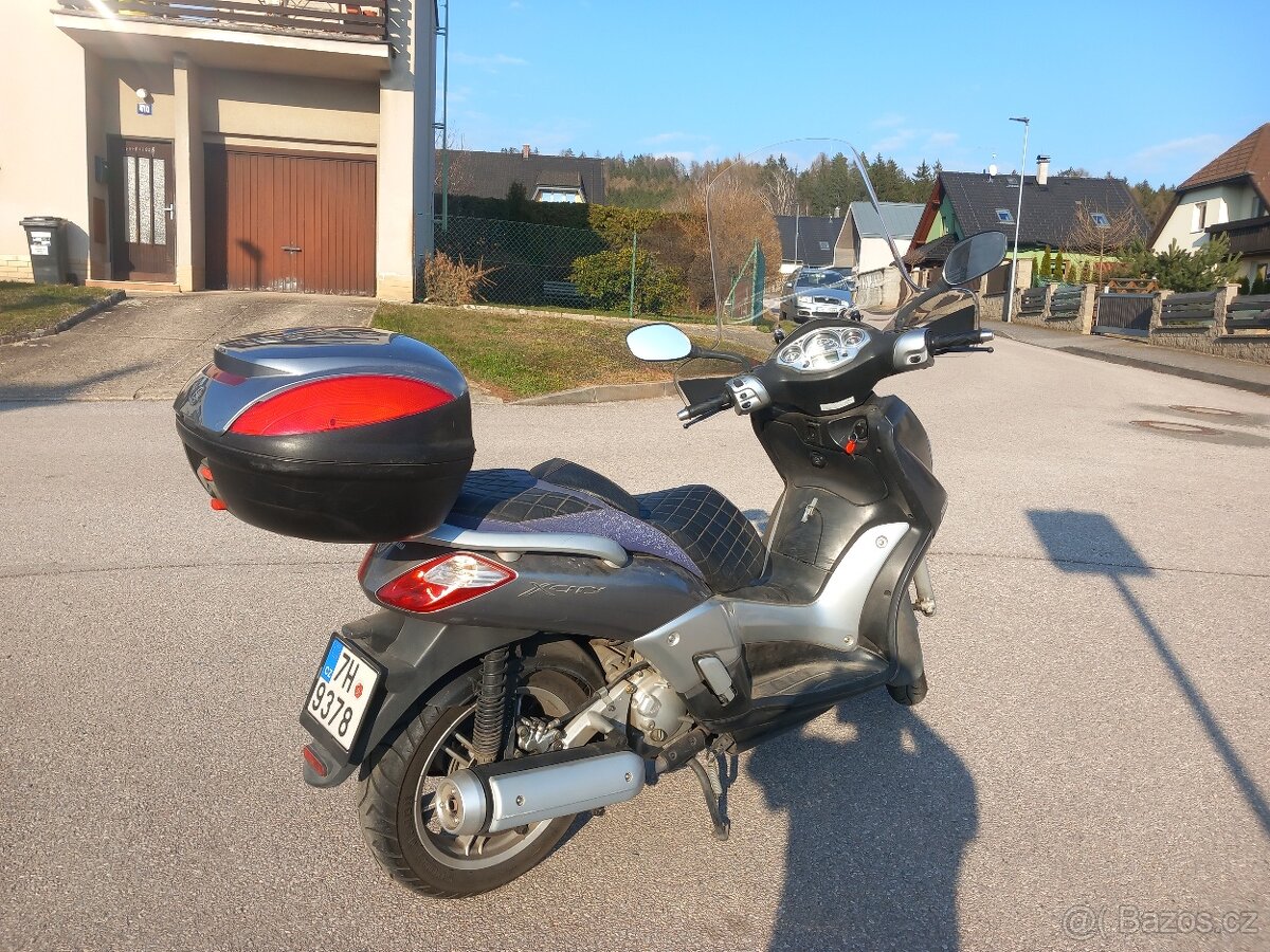 YAMAHA X-CITY 250 - 2