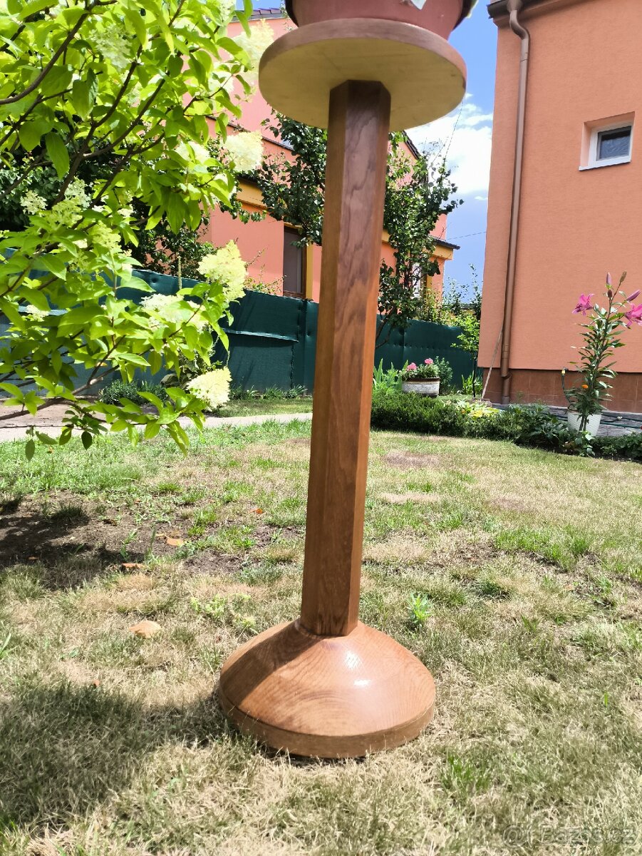 Retro stojan dřevěný ( > 50 let ) - rozměry 95 x 34 x 30 cm - 2