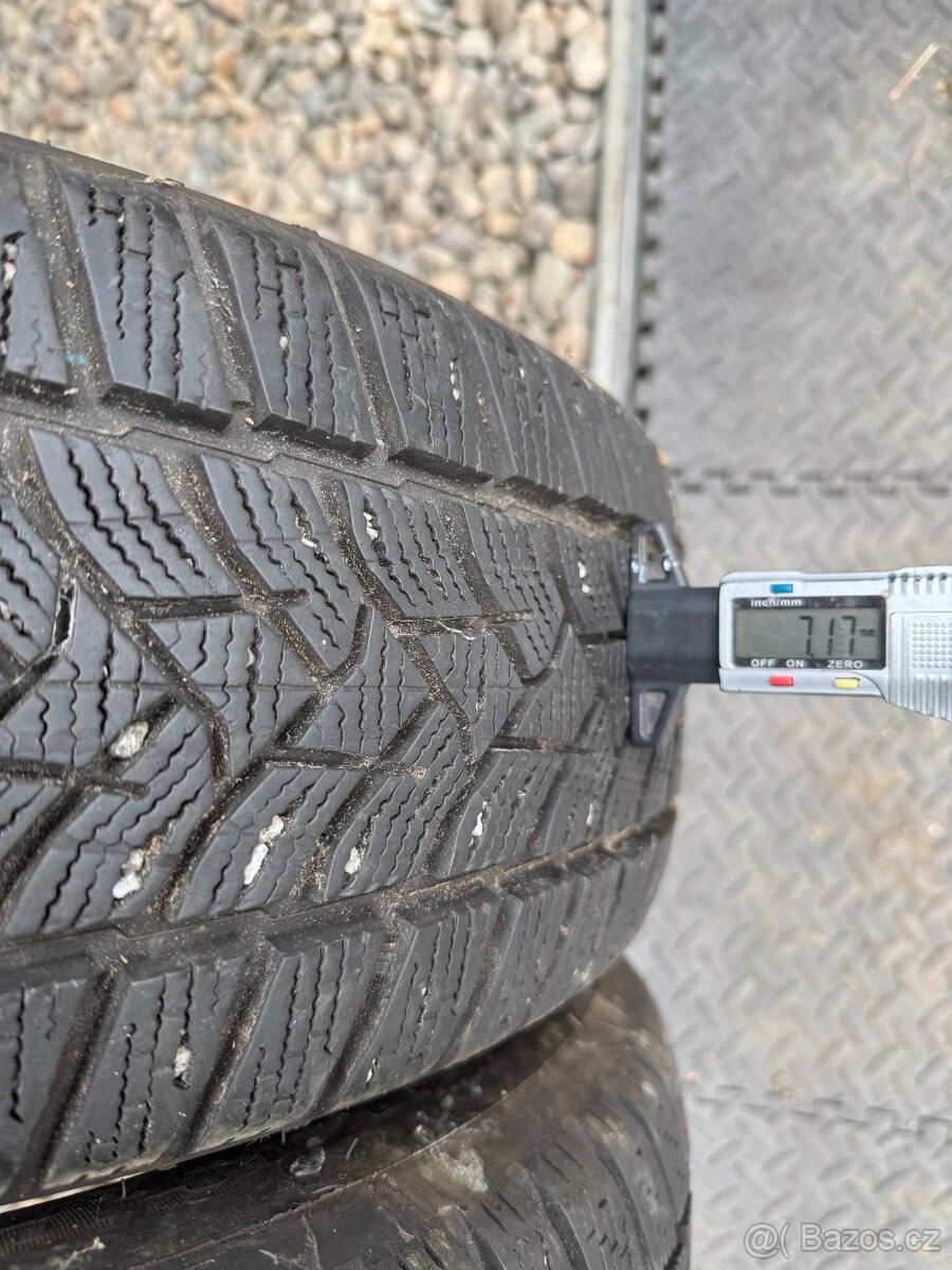 205/60/16 - Dunlop zimní pár pneu - 2