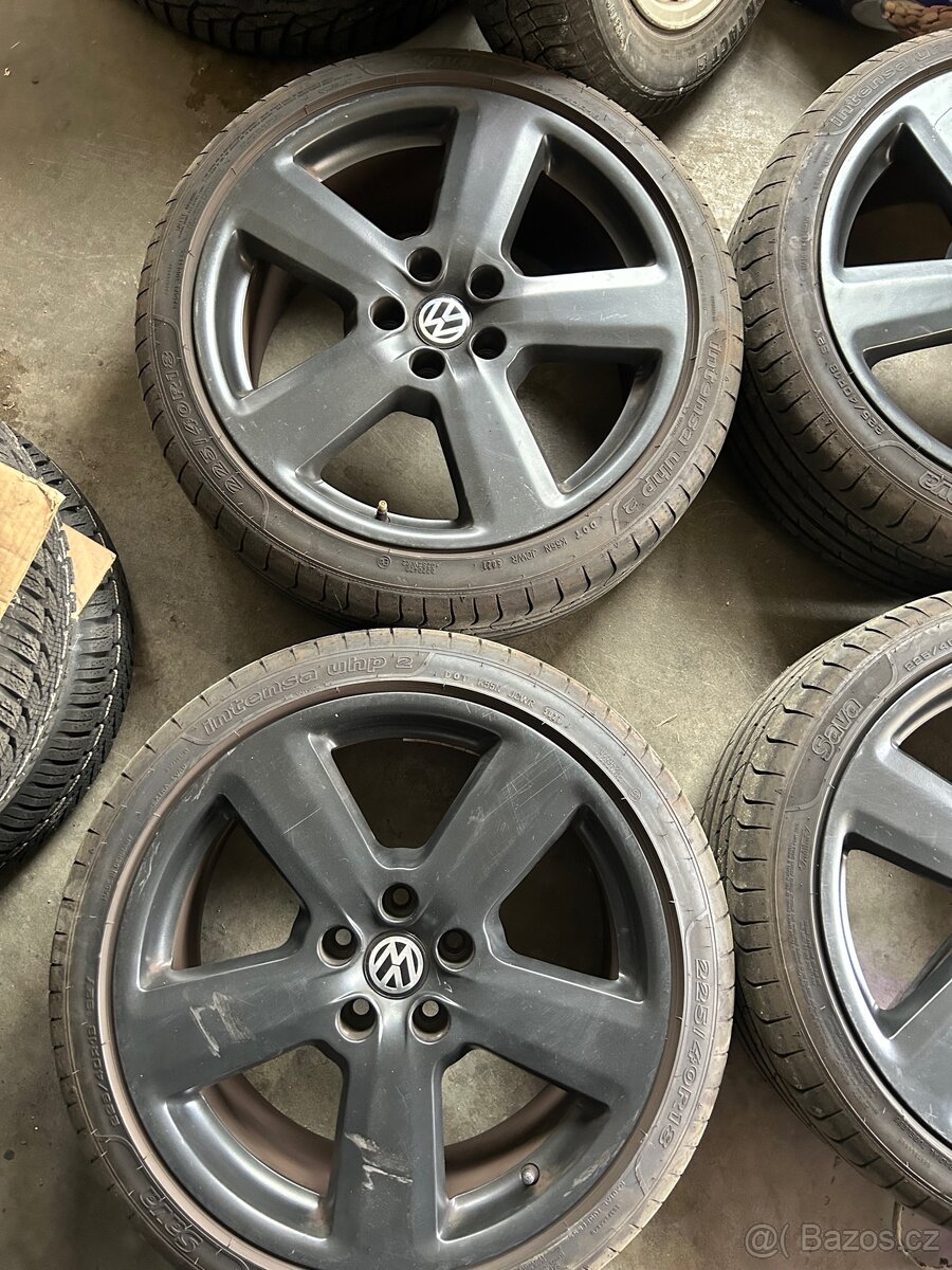 Alu kola originál Audi R18 5x112 225/40/18 letní - 2