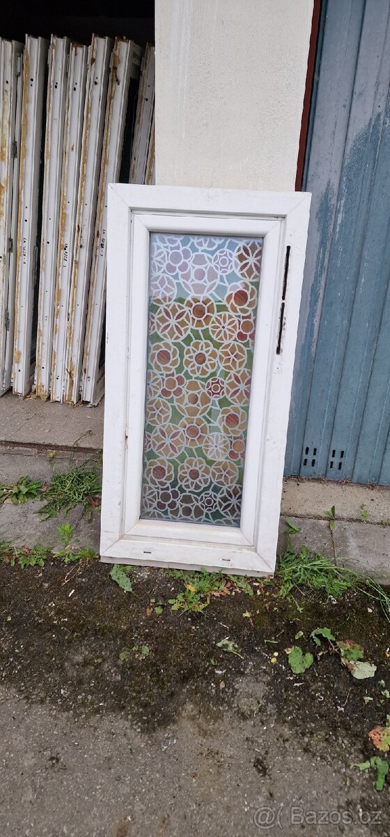 16ks plastove okno - 2