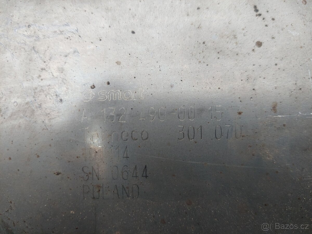 Smart W451 Katalyzátor + Výfuk + Zad. levý blatník - 2