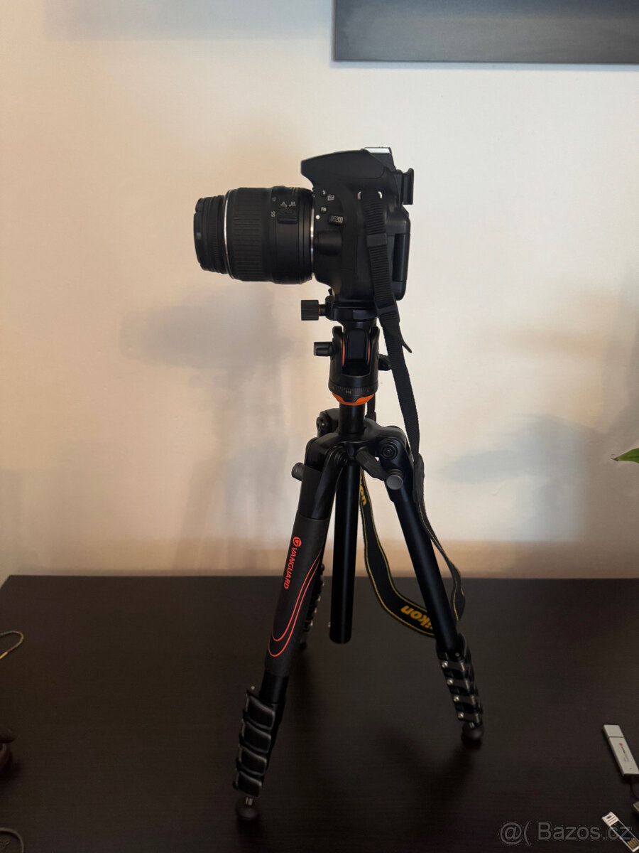Nikon D5200 + 2 objektivy + stativ + brašna - 2