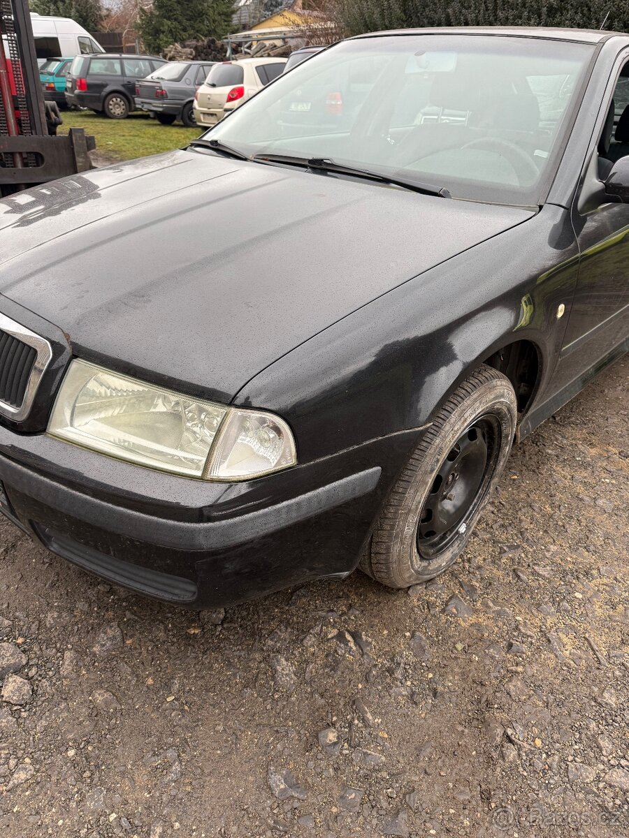 Předek Škoda Octavia 1 facelift - 2