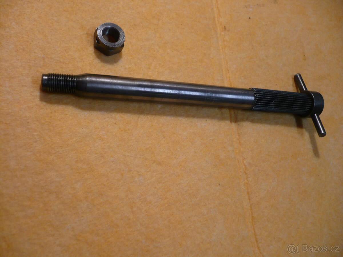 Přední oska ČZ 125 t - 2