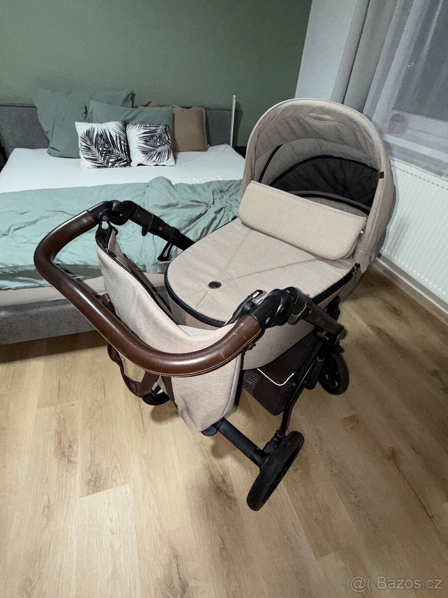 Kočárek roan bass next - 2