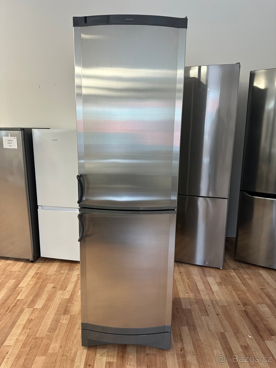 Lednice s nrazájem AEG (274) - 2